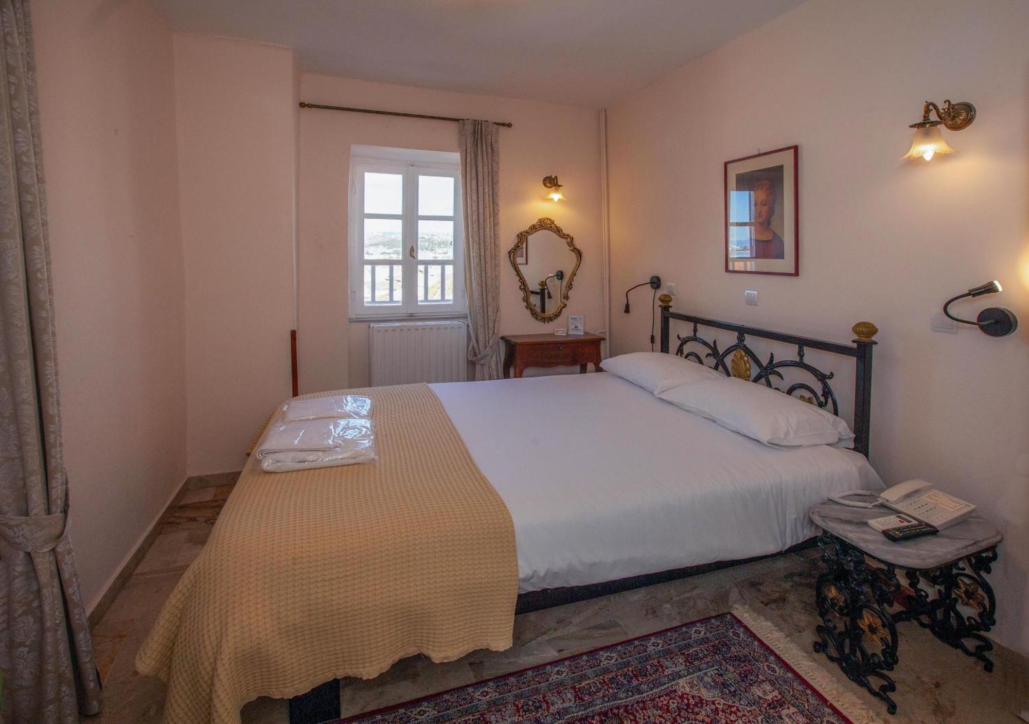 Byron Hotel Nauplia Habitación foto