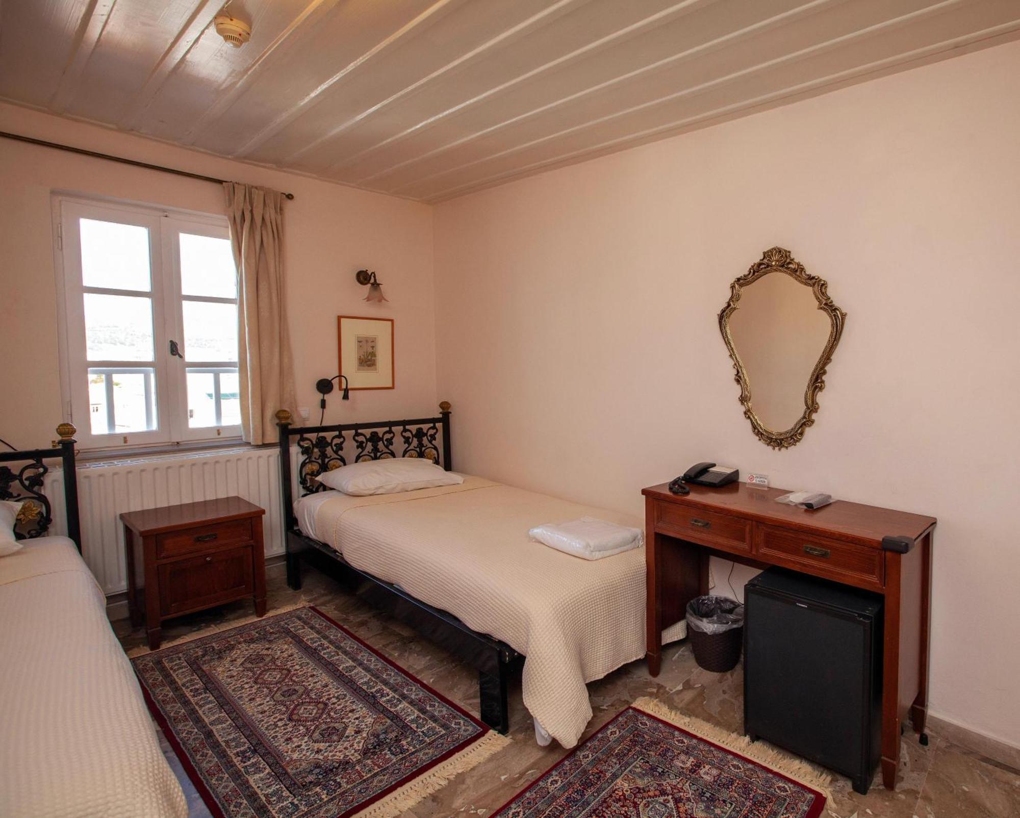 Byron Hotel Nauplia Habitación foto