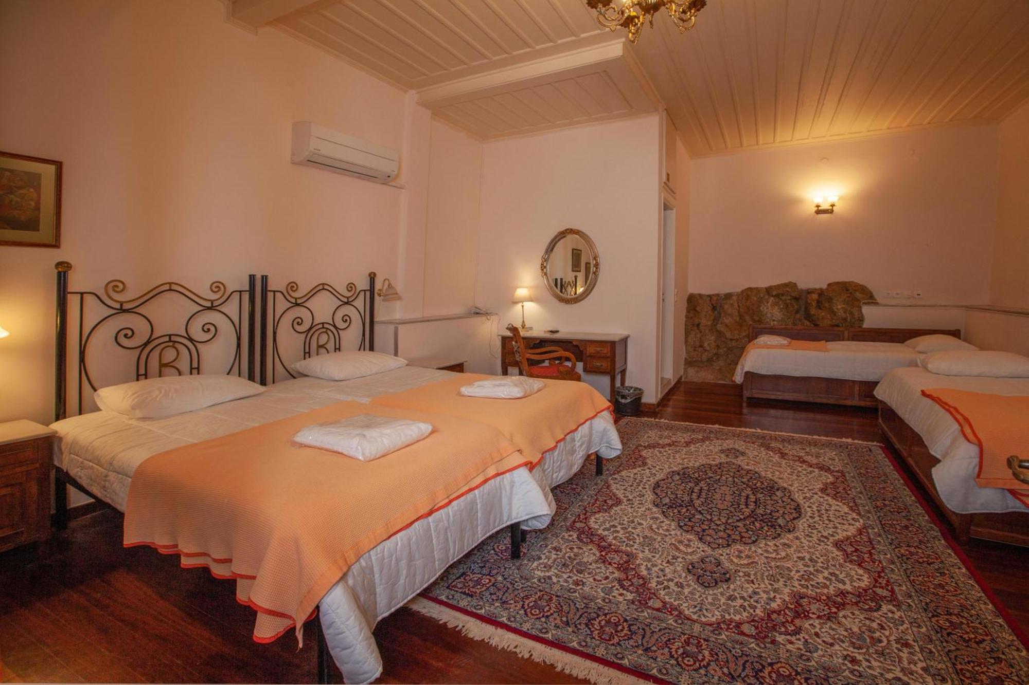 Byron Hotel Nauplia Habitación foto