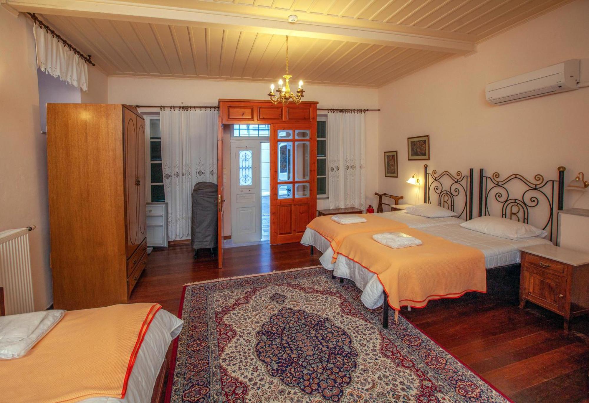 Byron Hotel Nauplia Habitación foto
